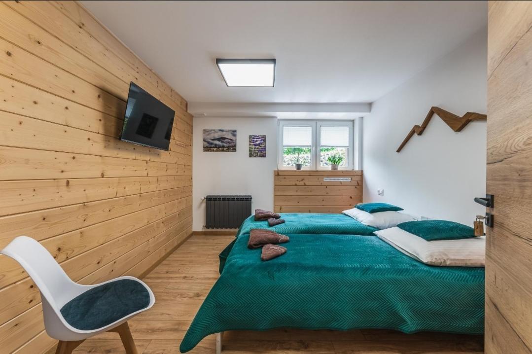 Apartament Pod Bukowym Lasem Meszna Exterior photo